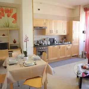 Appart hôtel Lux **