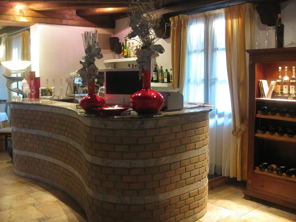 Albergo Giardino Sannazzaro de' Burgondi